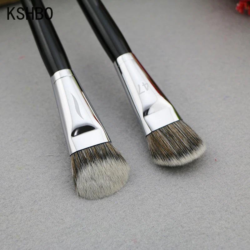 Professional Liquid Foundation Brush with Broom Head for Shadow Repair - Women's Face Base Makeup Tool