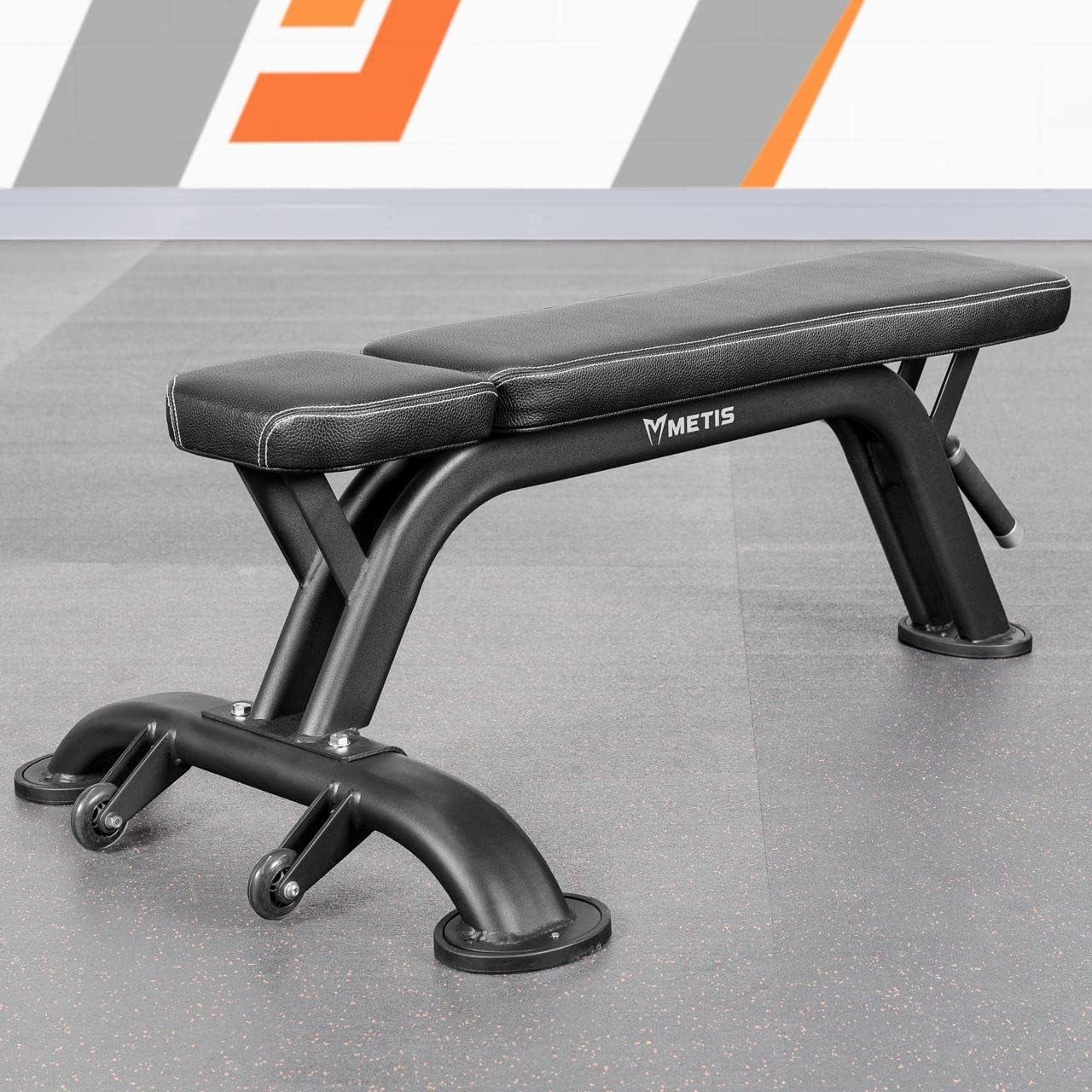 Comprehensive Gym Equipment Set: Power Cage, Olympic Barbell, Weightlifting Bench, Barbell Locking Clips, and Weights (5kg, 10kg, 15kg, 20kg, 25kg)