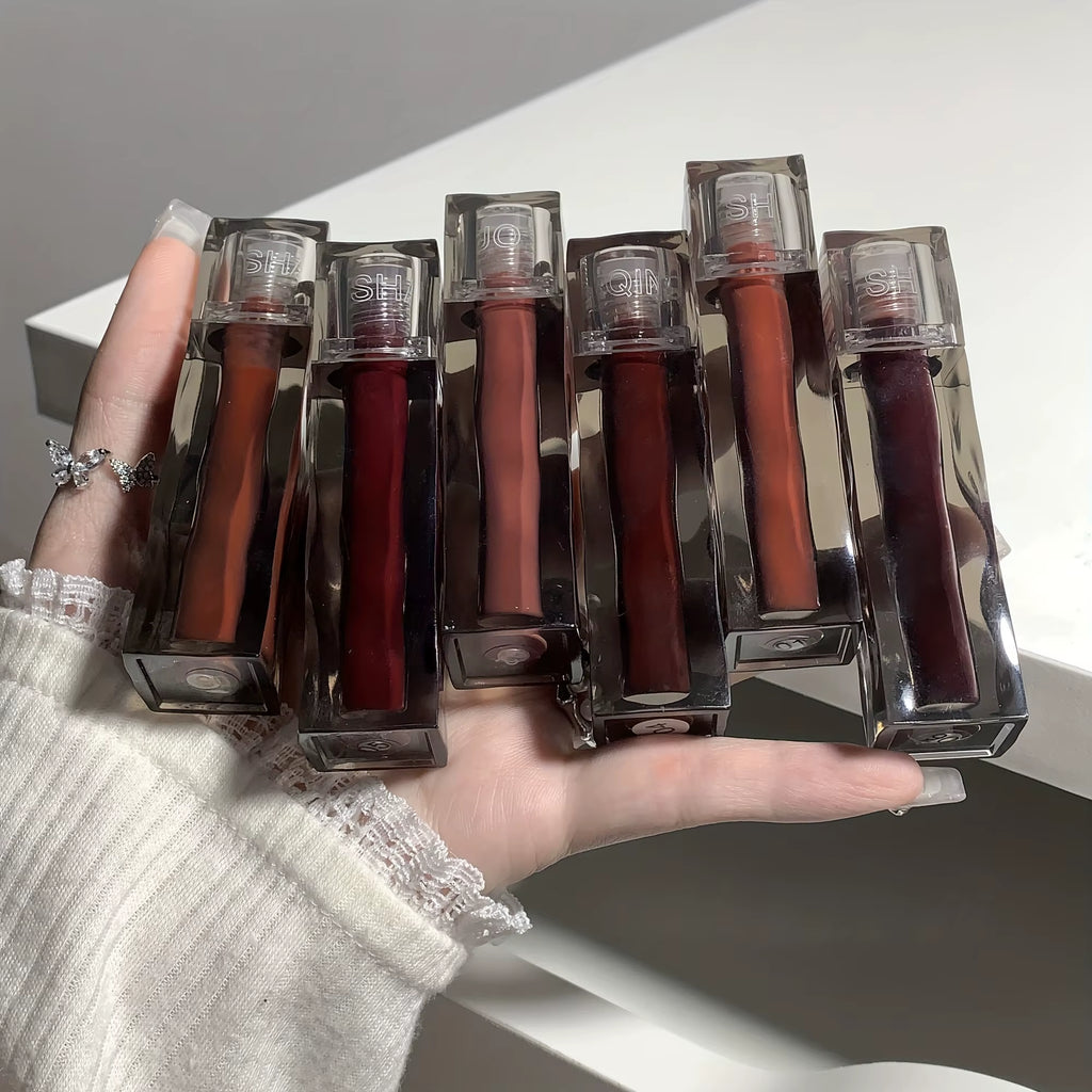 Bear Mirror Lip Glaze - Long-Lasting, Hydrating Liquid Lipstick with a Luxurious Glossy Finish