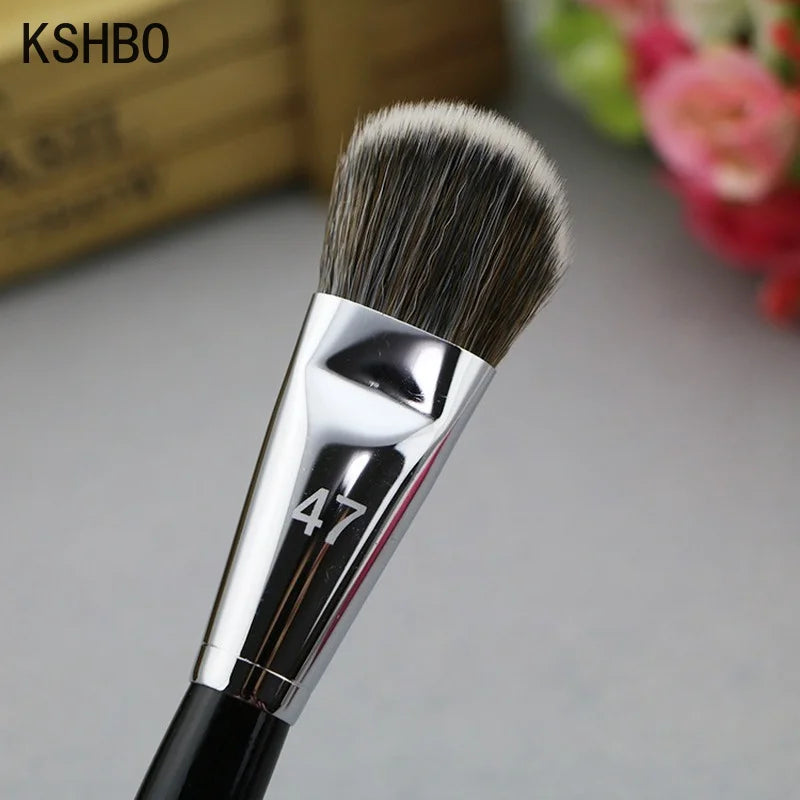 Professional Liquid Foundation Brush with Broom Head for Shadow Repair - Women's Face Base Makeup Tool